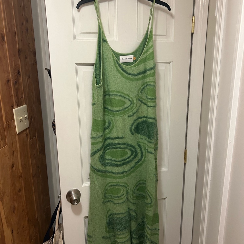 House of Sunny Green Swirl Midi Dress Knit Body Skimming Fuzzy Quirky Springy